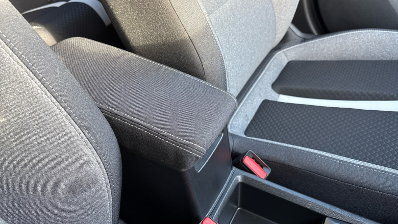 Vauxhall Frontera 83kW GS 44kWh 5dr Auto Electric Estate